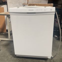 Dishwasher 