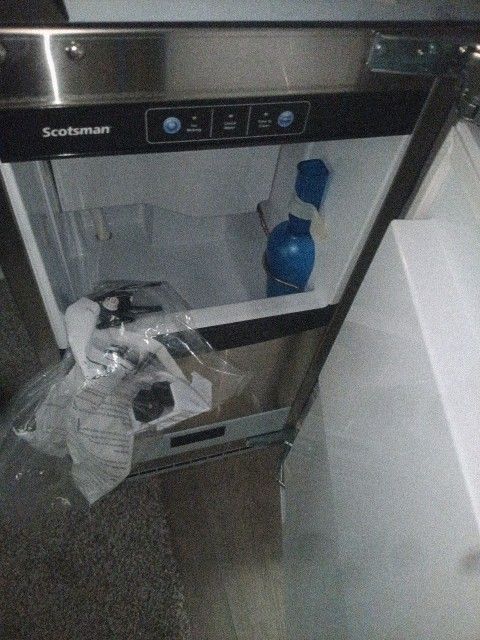 Ice Maker