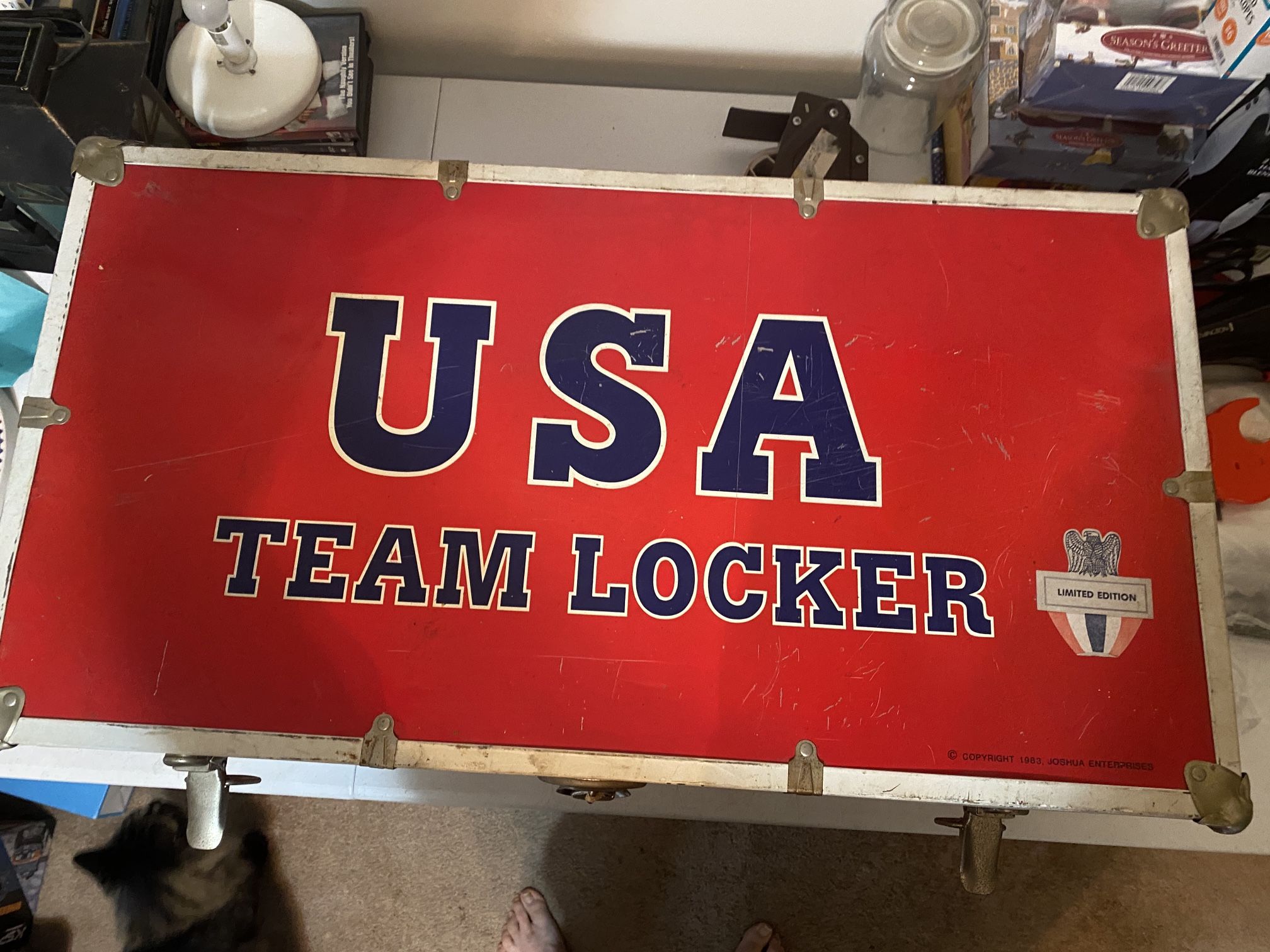 USA 1983 Team Foot Locker Trunk Joshua Enterprises for Sale in