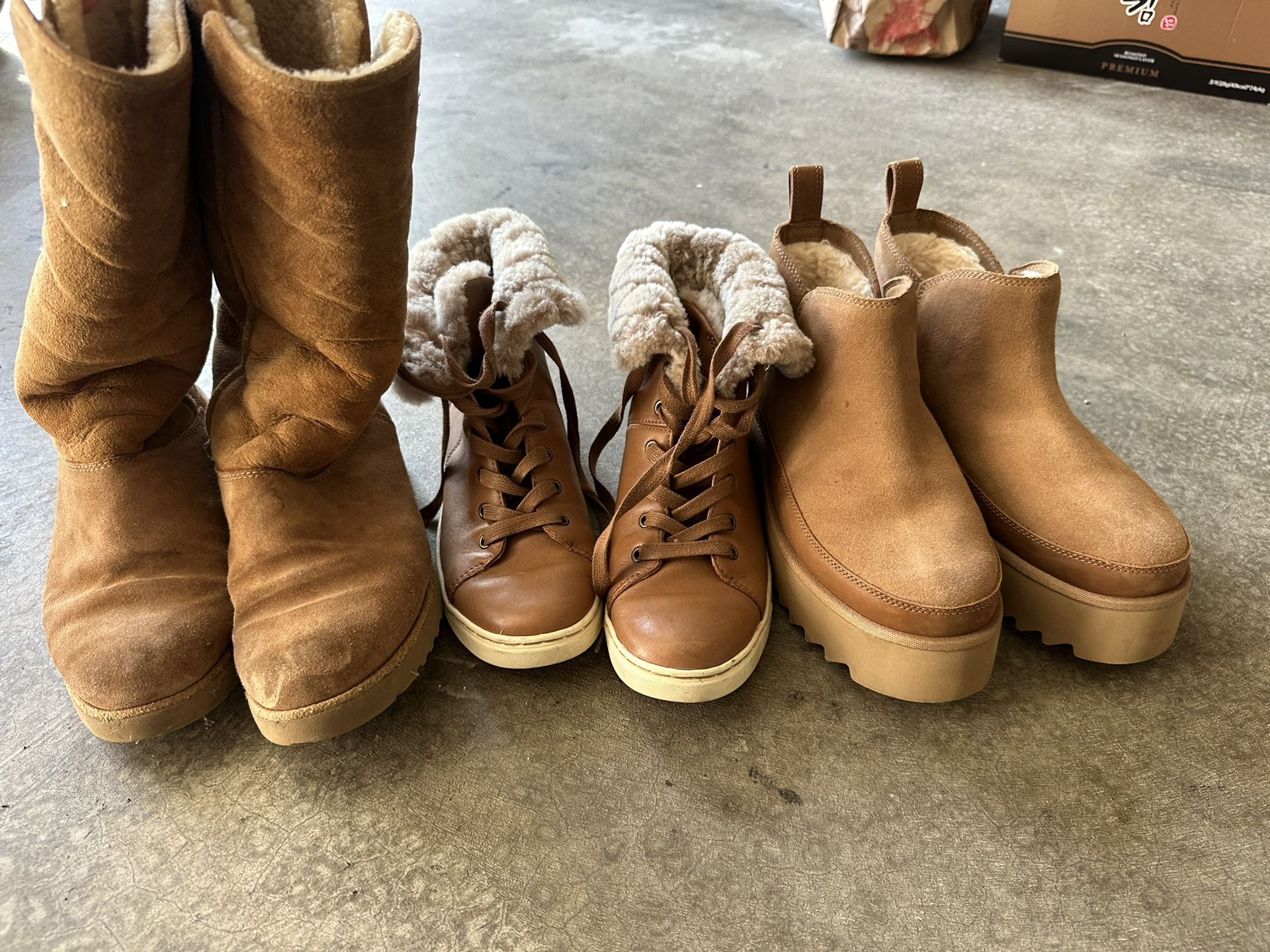 Uggs-size 7 