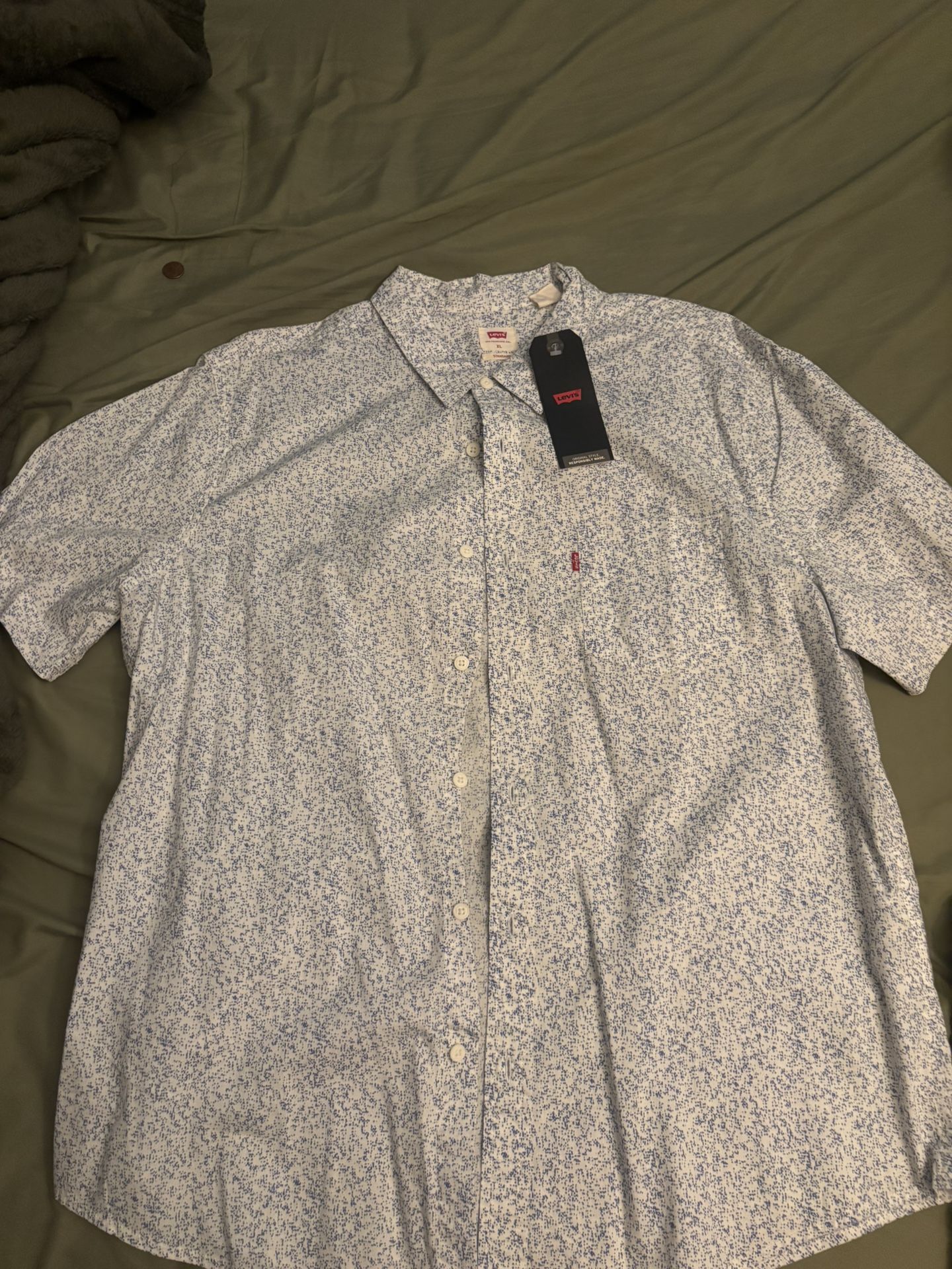 Levi’s Shirt