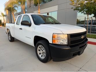 2011 Chevy Silverado 1500 Low Miles 92,000 Clean Title