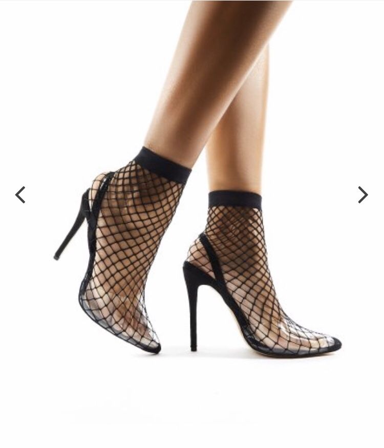 CLEAR FISHNET HEELS IN BLACK