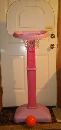 Little tikes adjustable basketball hoop w/ball 