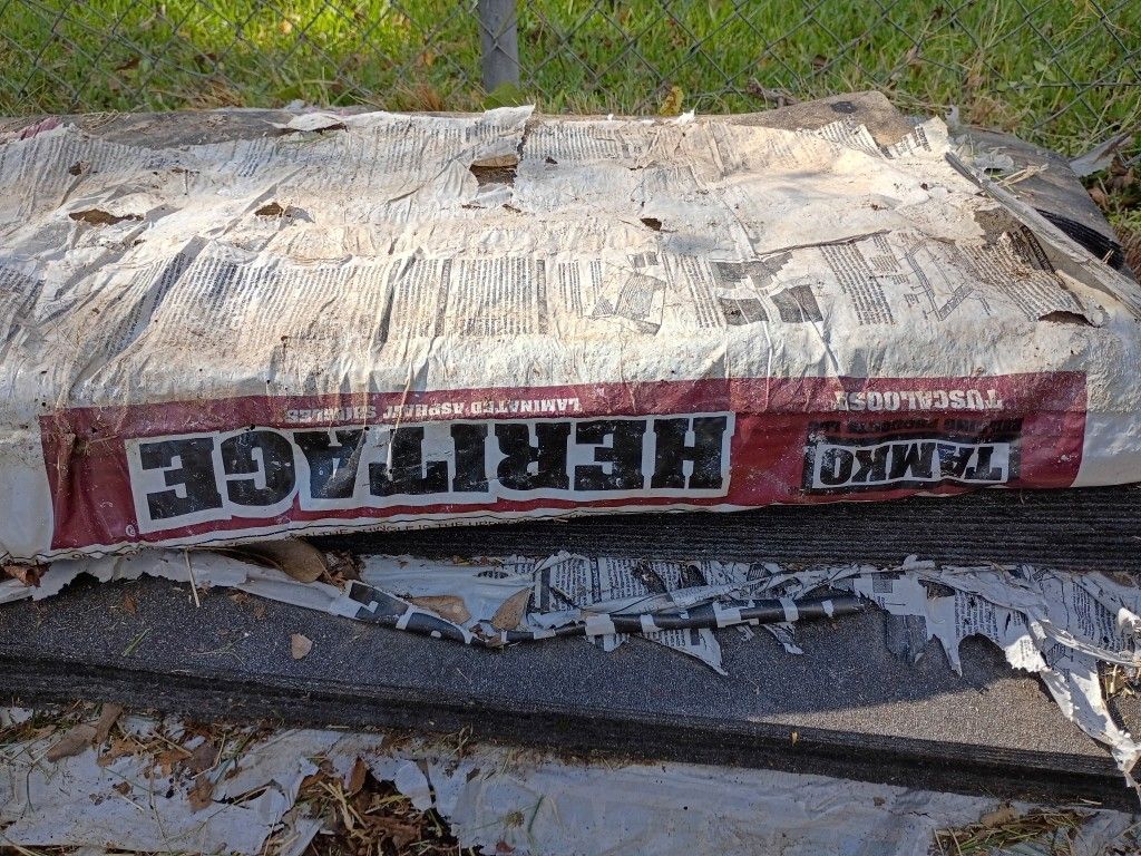 TAMKO shingles (6 bundles)