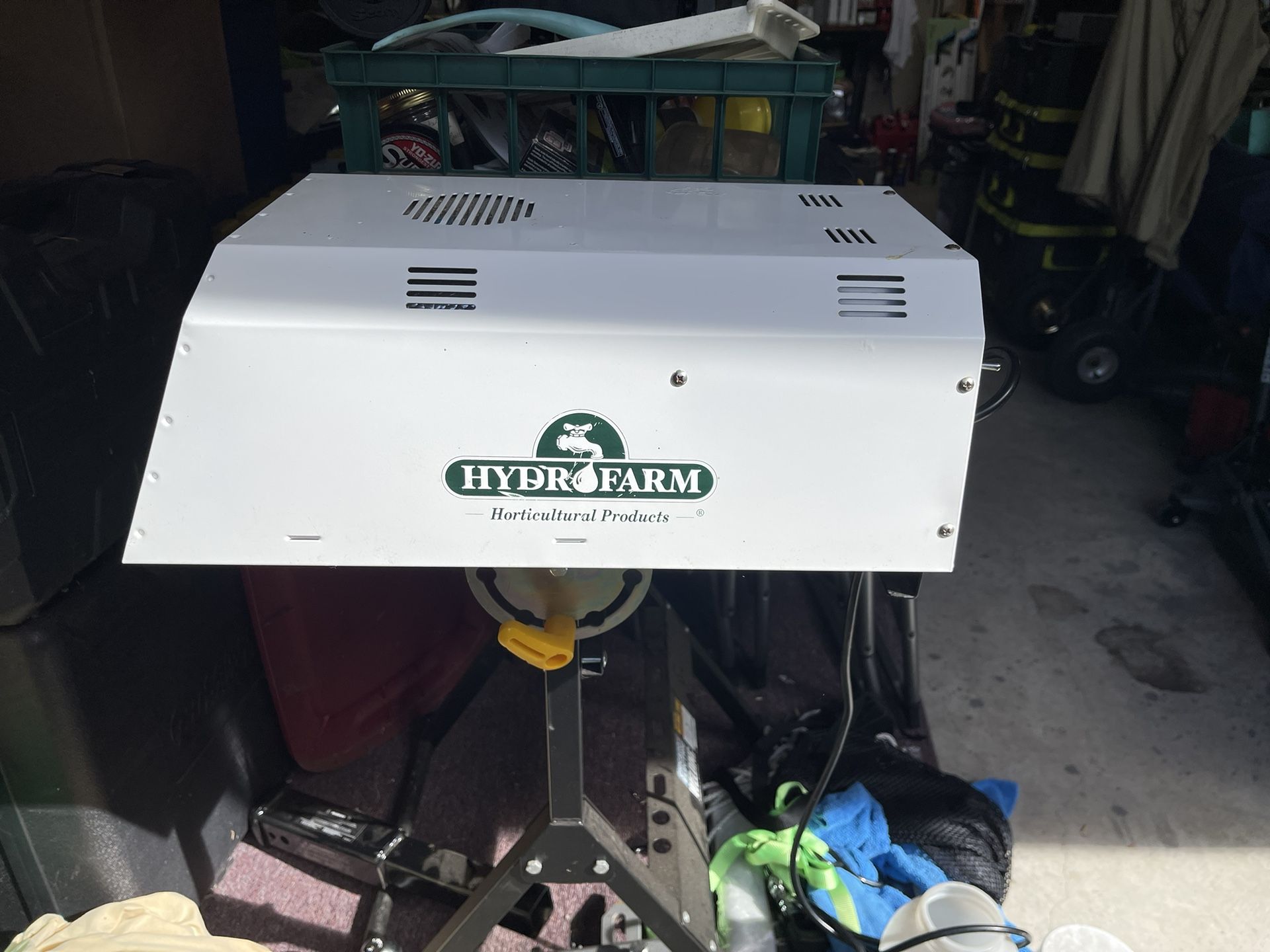250 Wt Hydrofarm HID Grow Light
