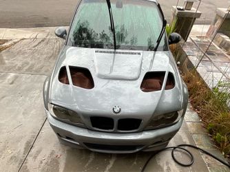 BMW M3 hood snd front seats