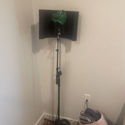 Microphone Stand  With The Pop Filter 