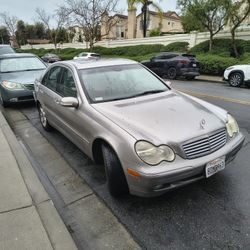 2004 Mercedes-Benz C-Class