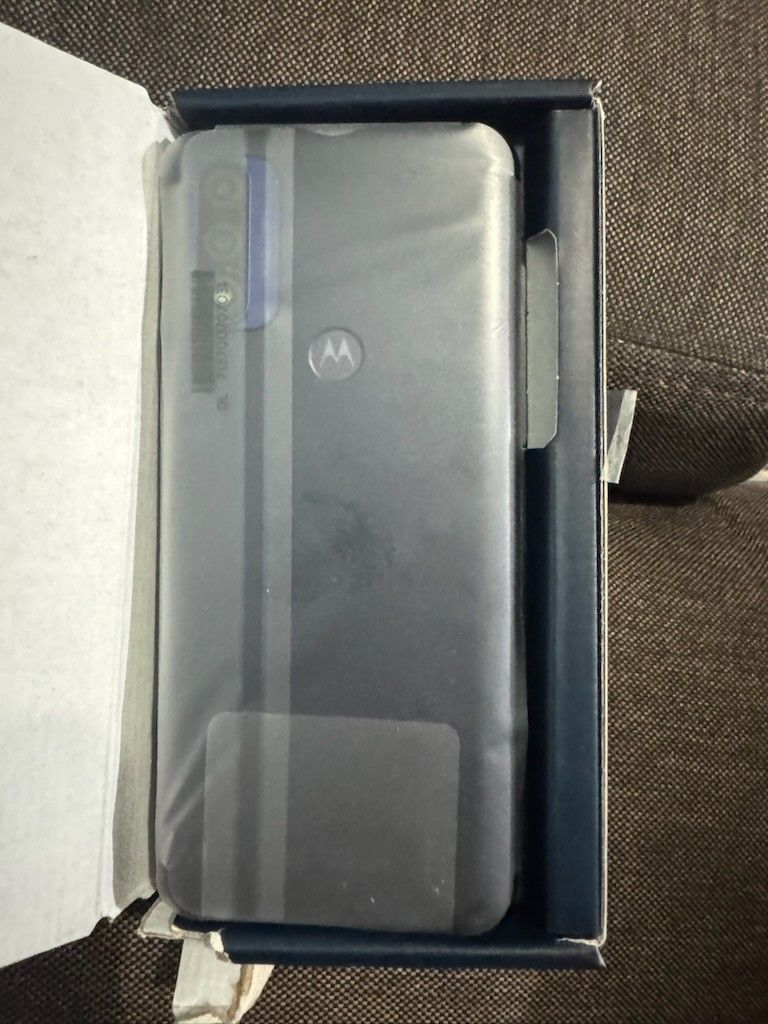 Motorola G Pure Phone