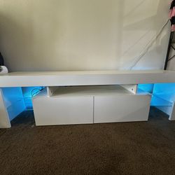 TV stand 