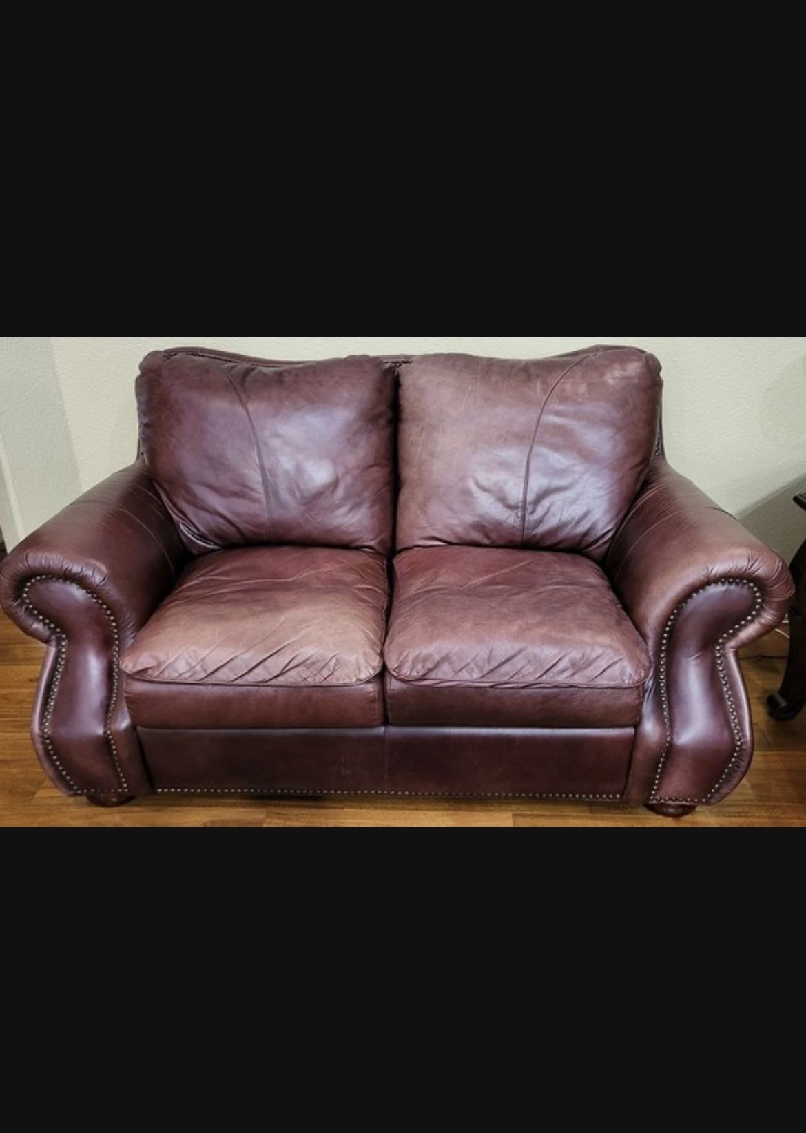 Burgundy Leather Sofa & Loveseat Set – Classic, No Pets/Smoke