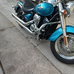 Kawasaki Vulcan 900cc