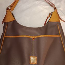 Dooney And Bourke Purse