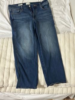 Universal Thread Straight Jeans