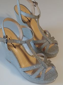 Nina HH GLITTER WEDGE SANDAL 7 1/2 M