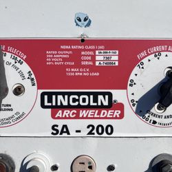 Lincoln Arc Welder SA-200