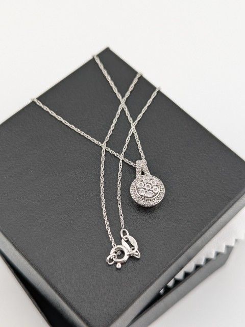 Italian 925 Sterling Silver Diamond Floral Drop Dangle Circle Pendant Necklace