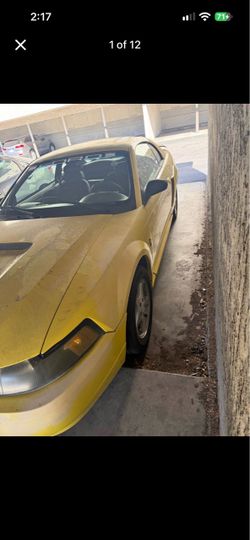 2001 Ford Mustang Coupe 2D
