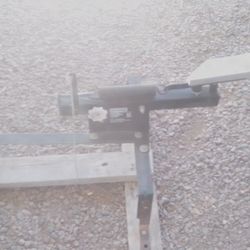 2 Different Skeet Throwers