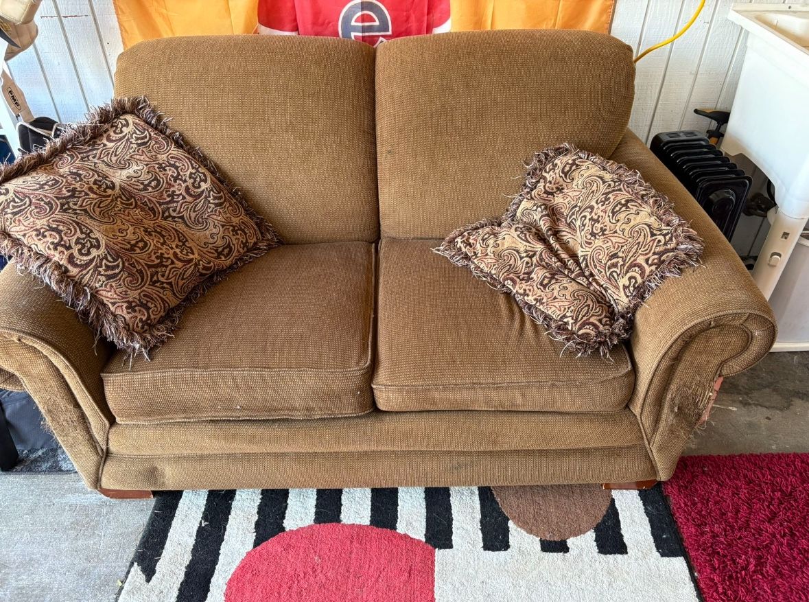Love Seat Couch!