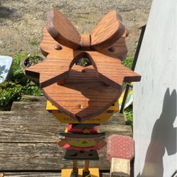 Wooden Vintage Bow Maker