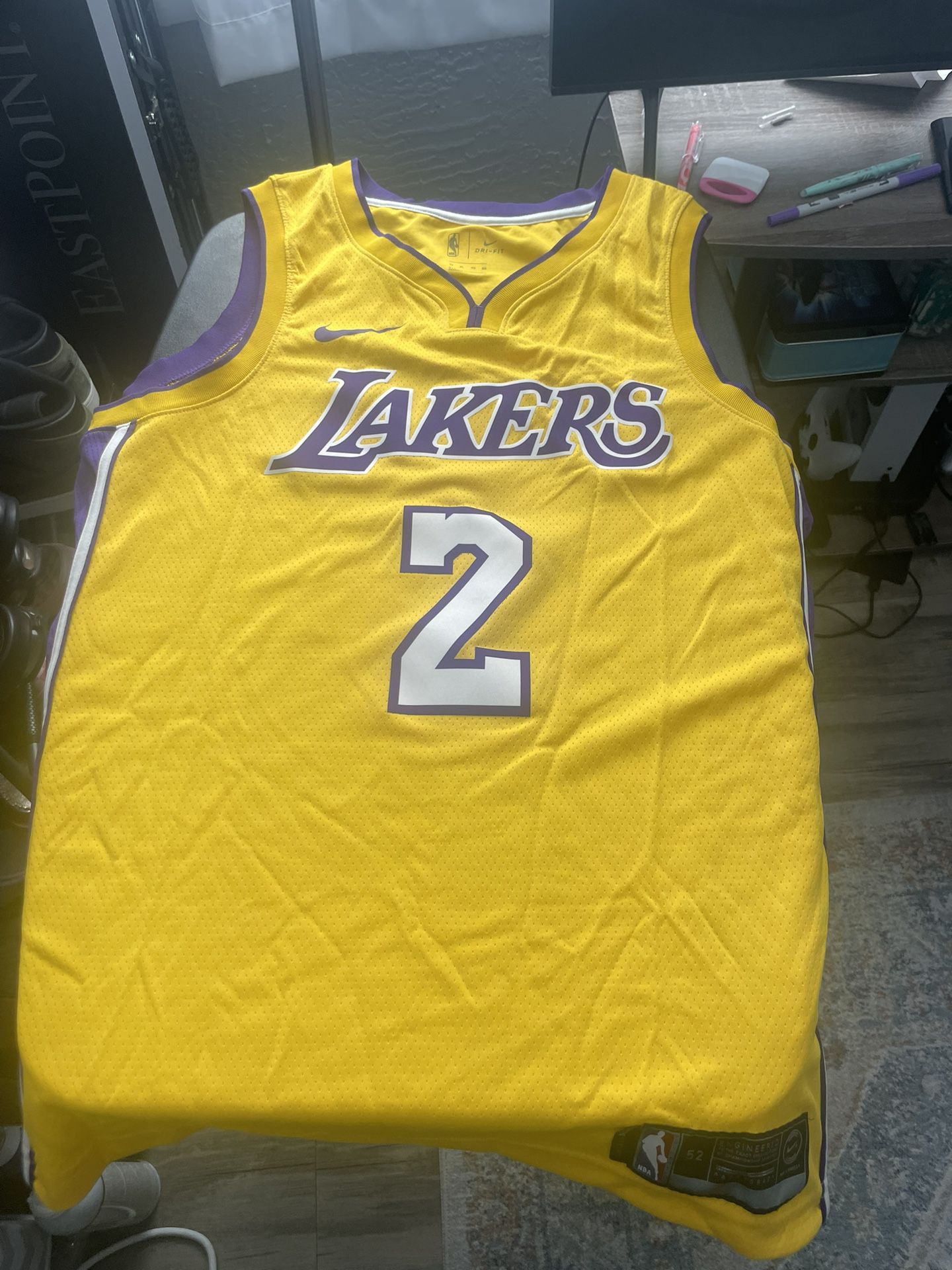 Lonzo Ball Bulls Jersey Size Large for Sale in Fresno, CA - OfferUp