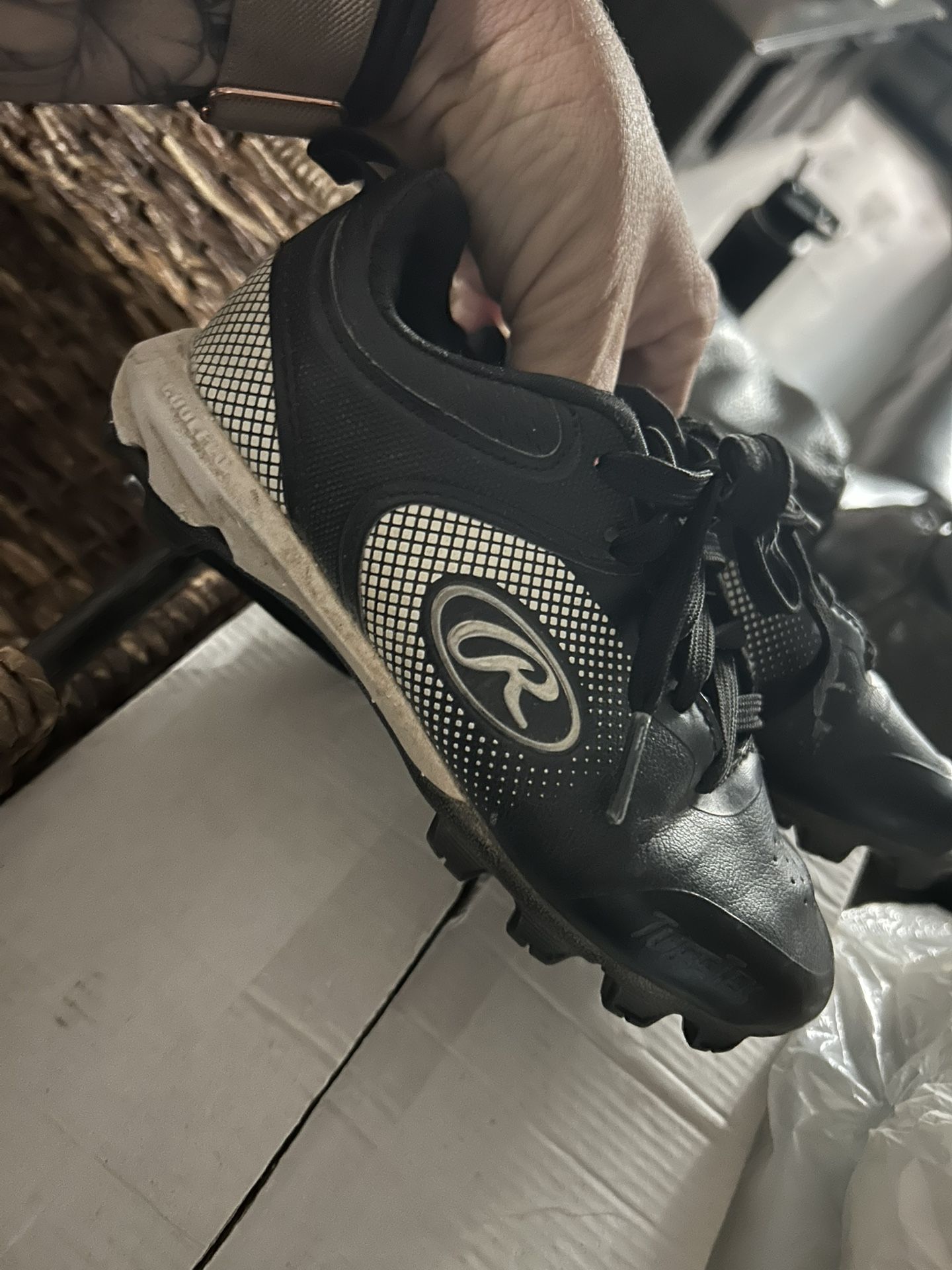 Size 11 Toddler Rawling Baseball Cleats Or Tball