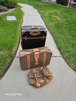 3 light suit case heavy Duty working great