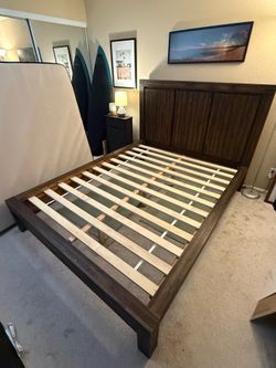 Queen size solid wood bed frame