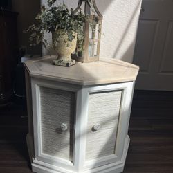 Octagon Refinished End Table