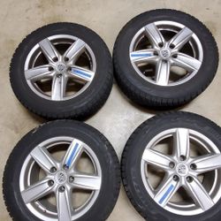 Vw Volkswagen Touareg, Porsche Cayenne, Audi Q7 Studless snow Wheels And Tires Bridgestone Blizzak 