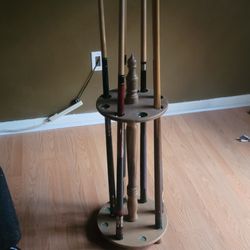 8ft 3 peice Slate Pool Table, balls,sticks  (300)