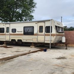 Travel trailer Nomad 89'
