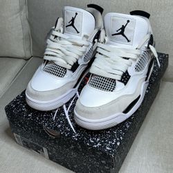 Jordan 4 Military Black size 8 Men’s 