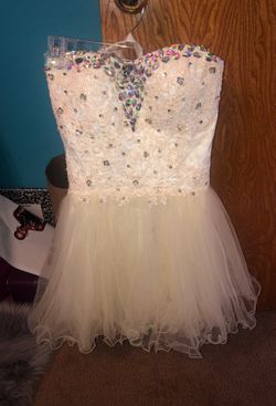 Beautiful ivory prom dress