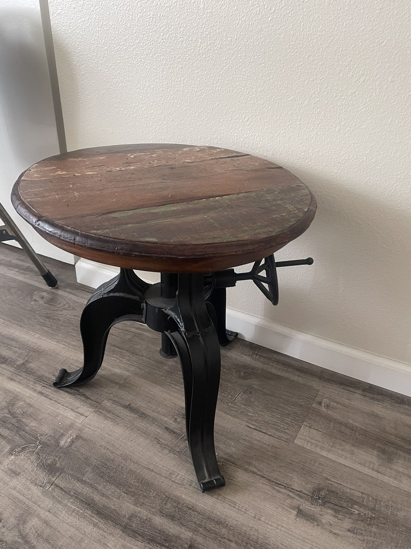 Adjust Wooden Table
