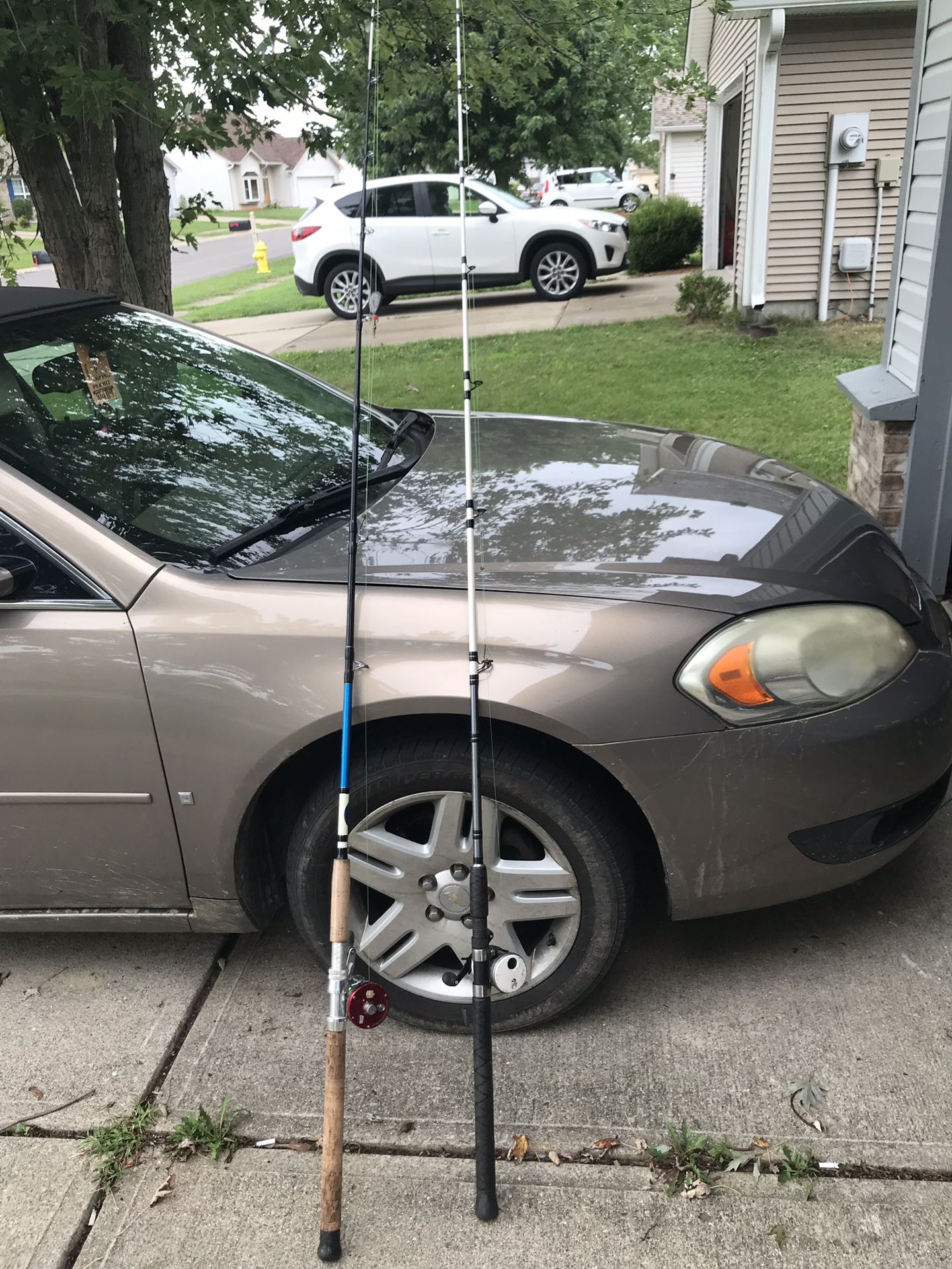 Abu Garcia 7000 on a TWC rod and a catmaxx combo