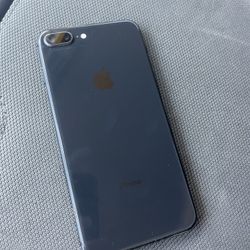 iPhone 8 Plus 
