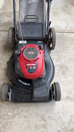Craftsman https://offerup.com/redirect/?o=MjIuaW4= 6.75 HP 190cc Briggs & Stratton self propelled lawnmower