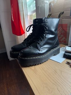 Doc martens Size :11