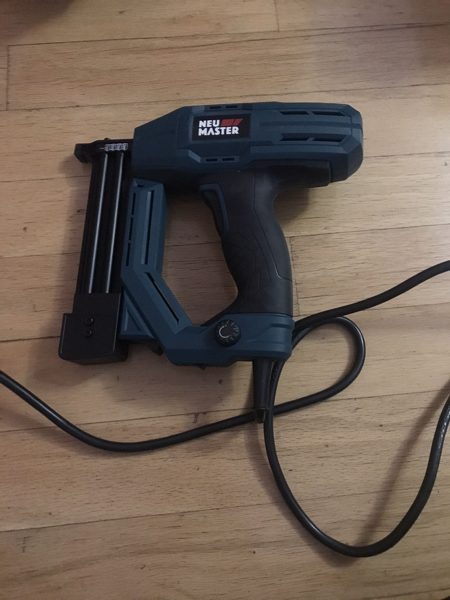 Electric nailer