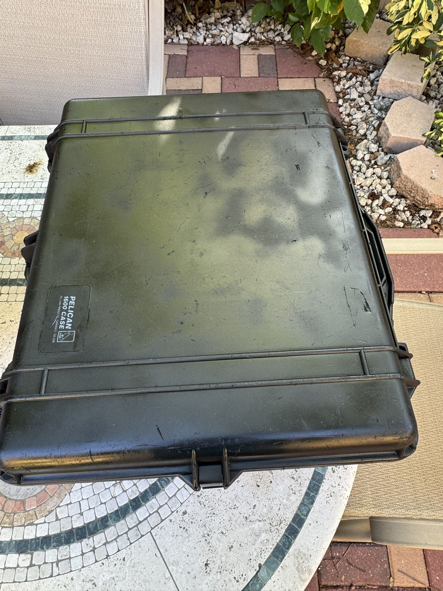 Pelican 1600 Case 24" x 21" x 9" Protector Case - Large Size Waterproof Case w/ Foam - Black