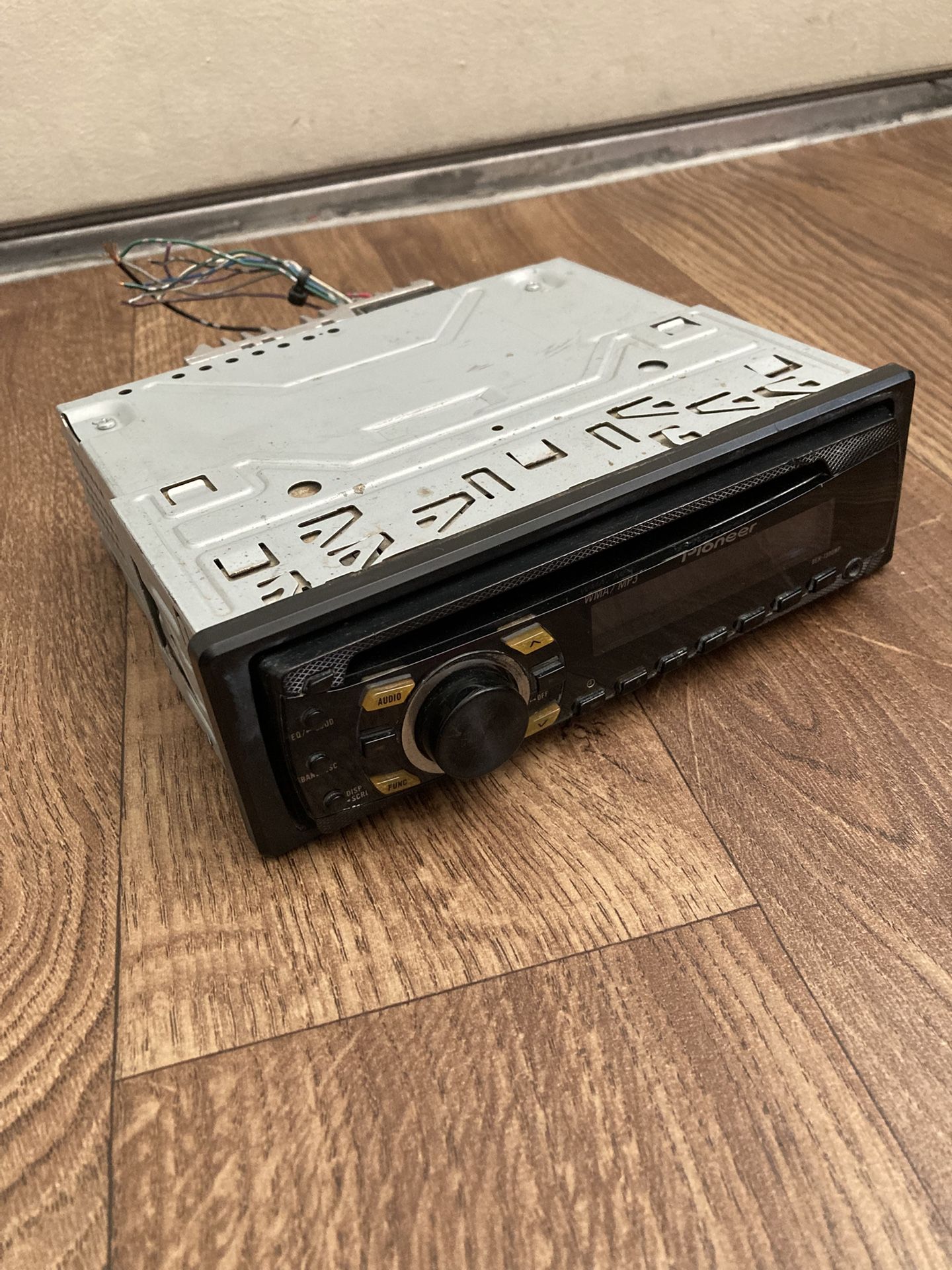 Pioneer Stereo