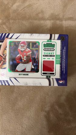 2022 Contenders Skyy Moore Patch Green Season Ticket RC SP Variation