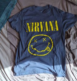 Nirvana Classic Yellow Smiley Medium T-Shirt