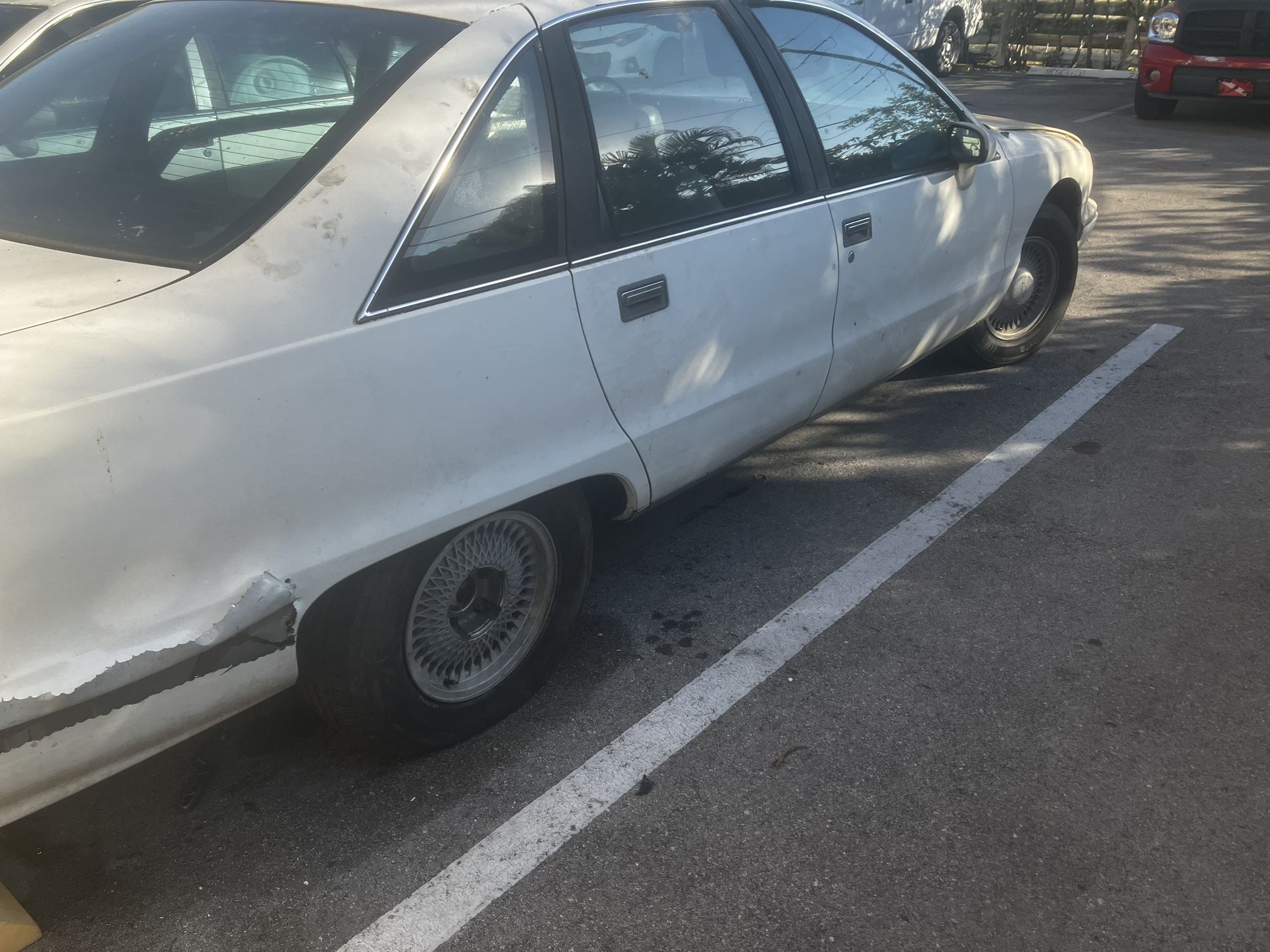 1992 Caprice 5.0 Parting Out!!!all Parts Except Front Panels
