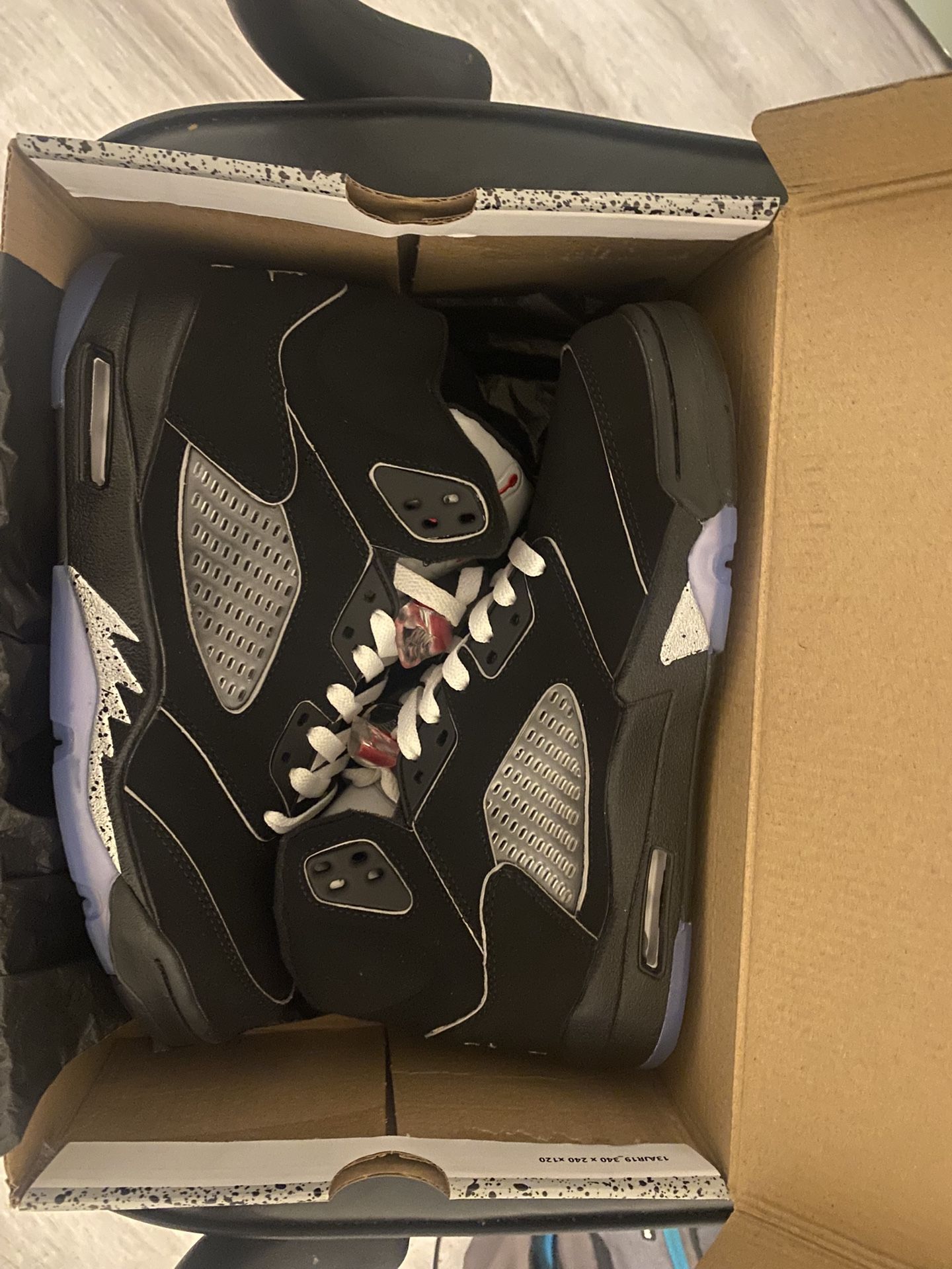 Jordan 5 Mattalics 
