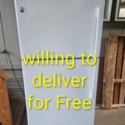 General Electric Top Freezer Refrigerator 18 Cuft