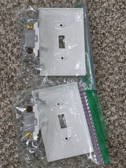 4 way toggle switches with face plate